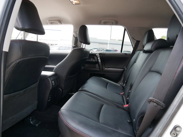 Vehicle image 11 of 36