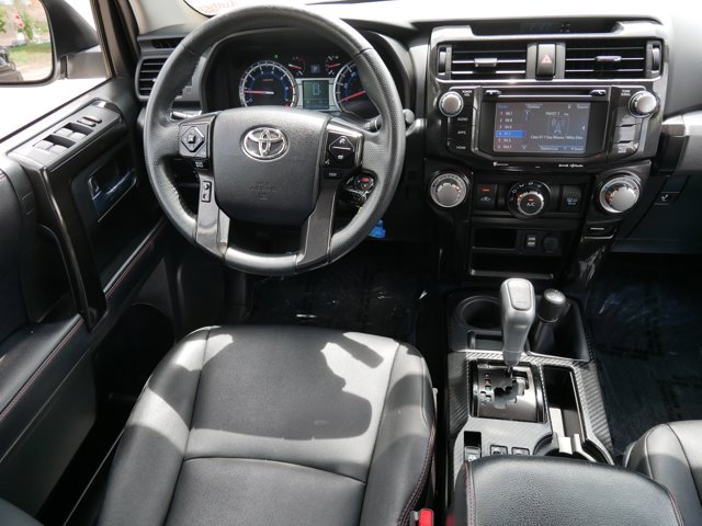 Vehicle image 17 of 36