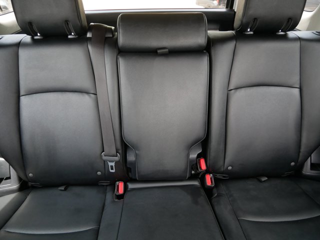 Vehicle image 14 of 36