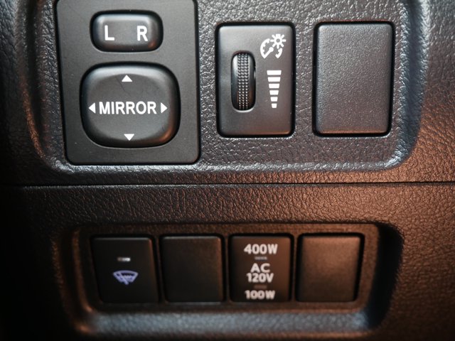 Vehicle image 22 of 36