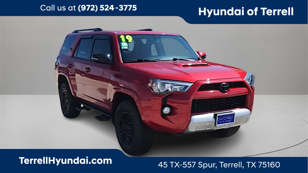Vehicle image 3 of 38