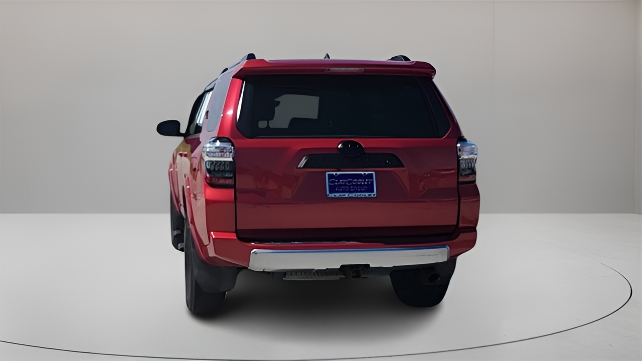 Vehicle image 36 of 38