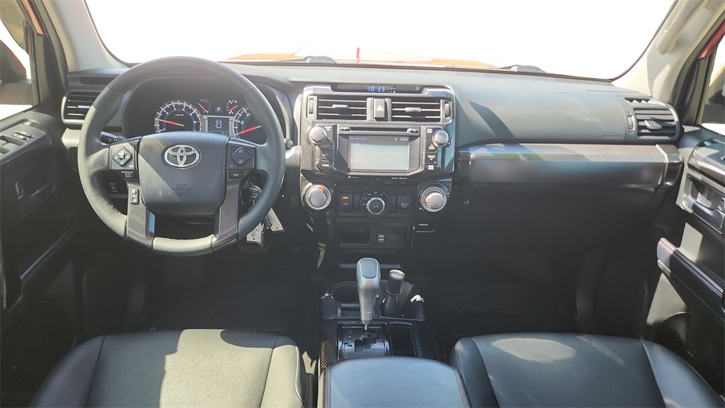 Vehicle image 24 of 38