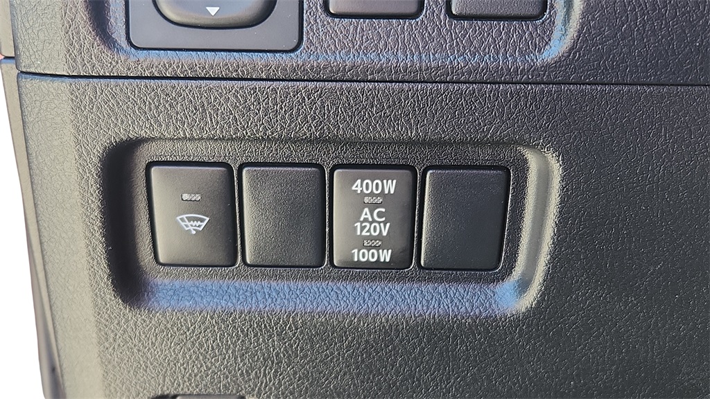 Vehicle image 19 of 38