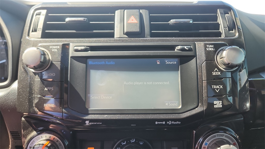 Vehicle image 22 of 38