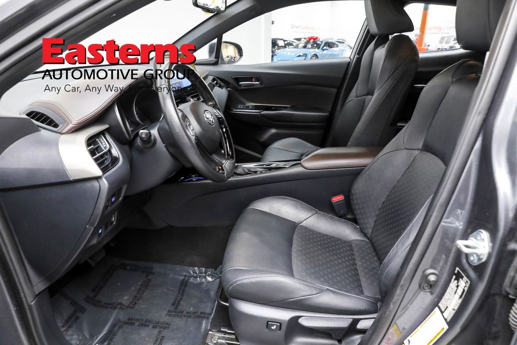 Vehicle image 51 of 91