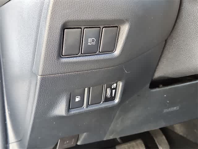 Vehicle image 37 of 37