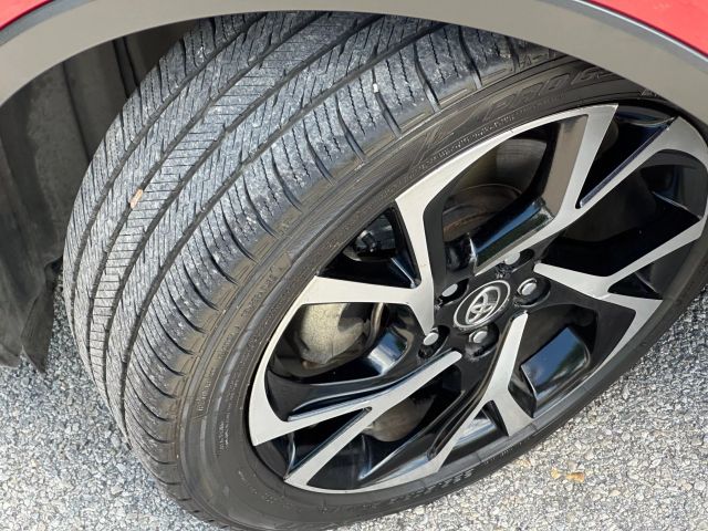 Vehicle image 42 of 51