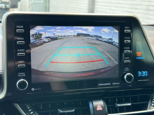 Vehicle image 32 of 51