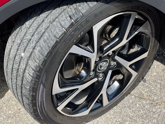Vehicle image 48 of 51