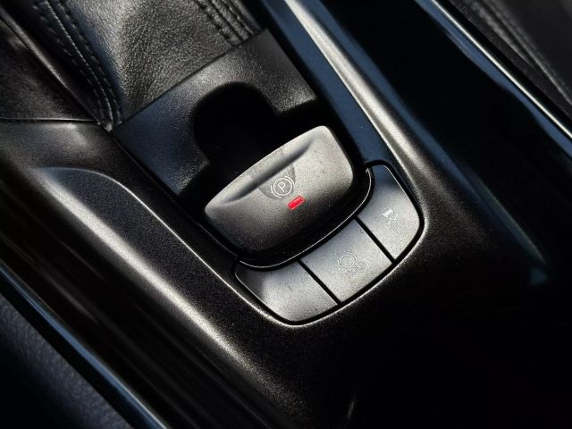 Vehicle image 40 of 51