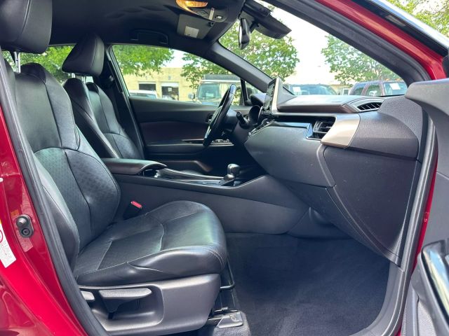 Vehicle image 20 of 51