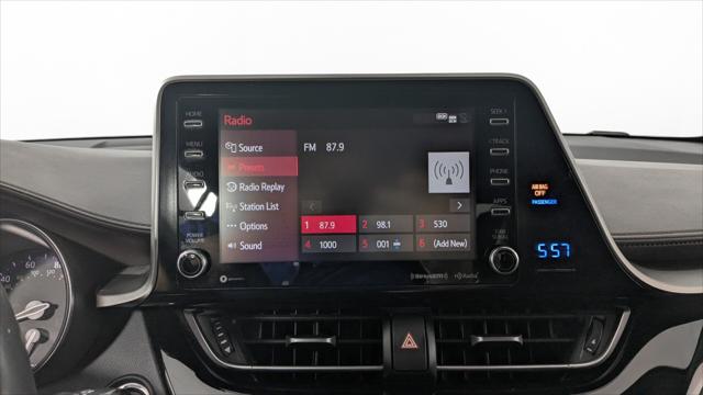 Vehicle image 20 of 36