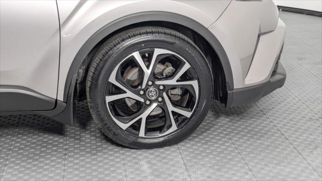 Vehicle image 34 of 36