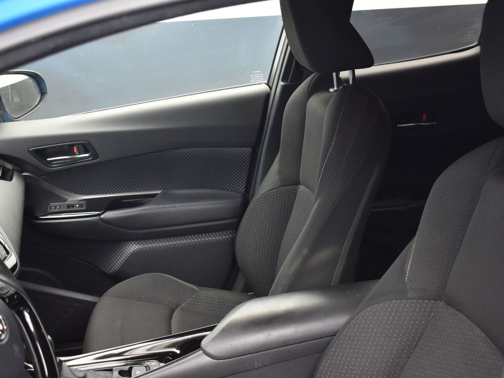 Vehicle image 26 of 51