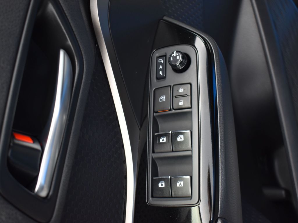 Vehicle image 24 of 51