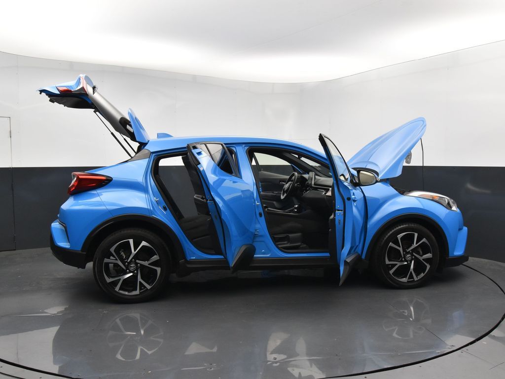 Vehicle image 11 of 51