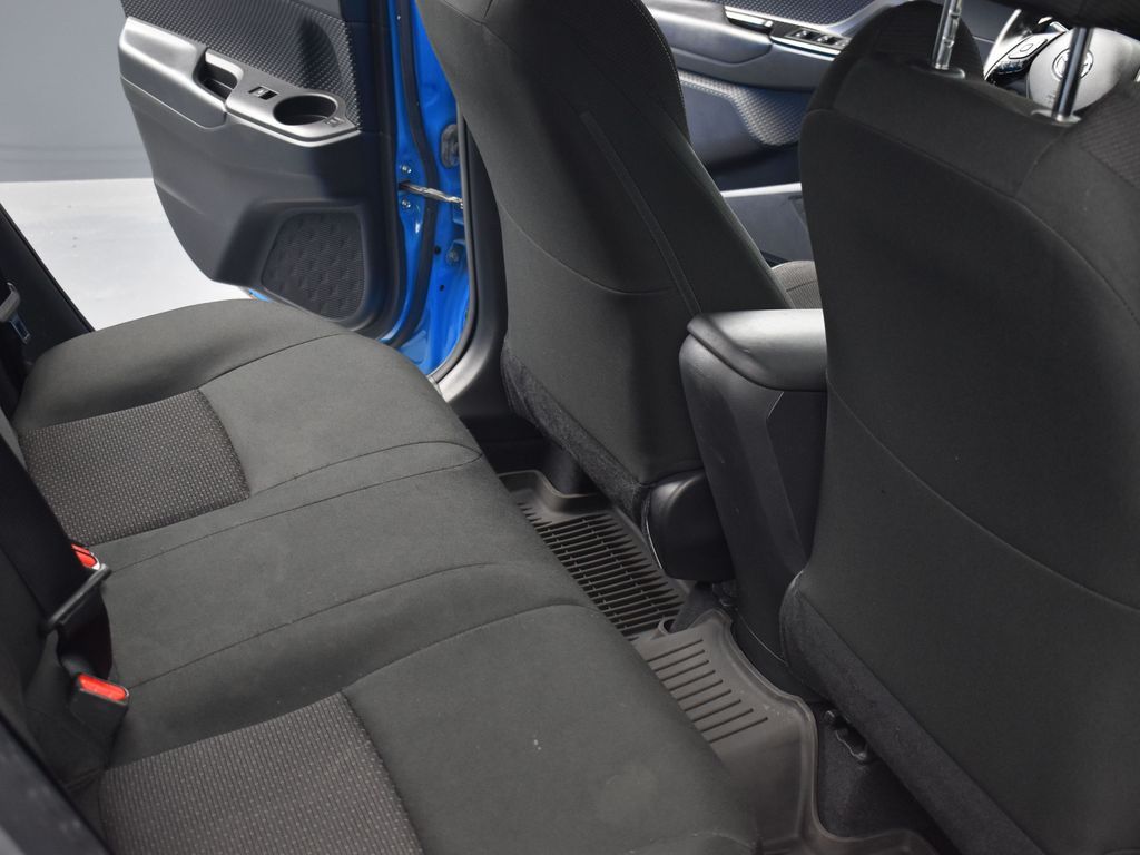 Vehicle image 45 of 51