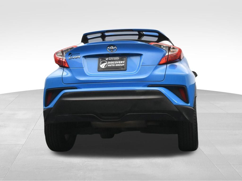 Vehicle image 16 of 51