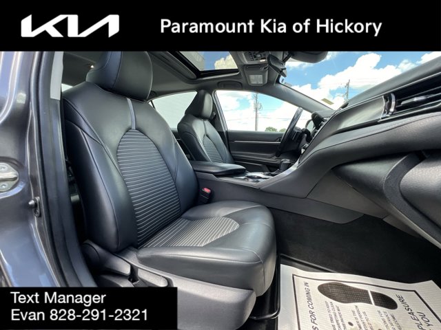 Vehicle image 31 of 32