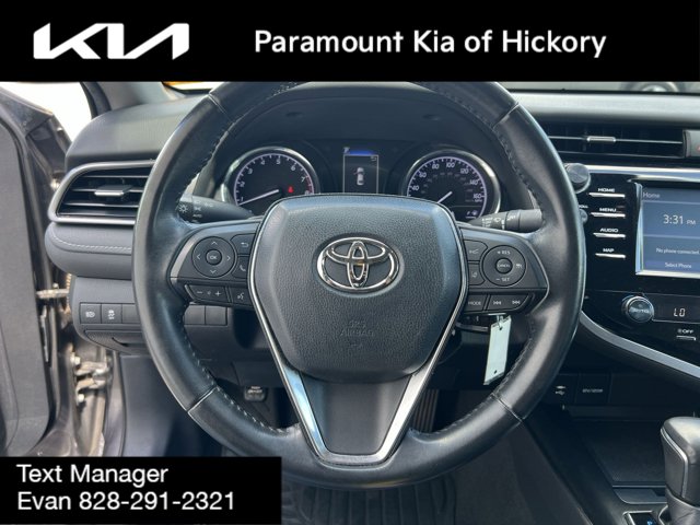 Vehicle image 20 of 32