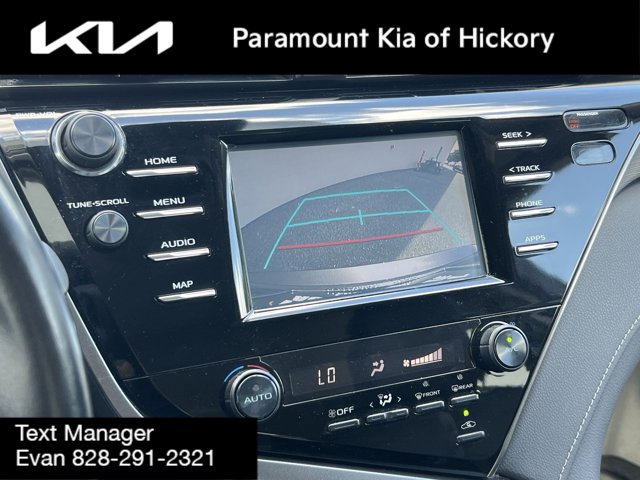 Vehicle image 23 of 32