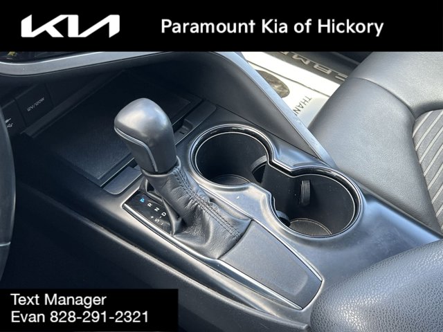 Vehicle image 27 of 32