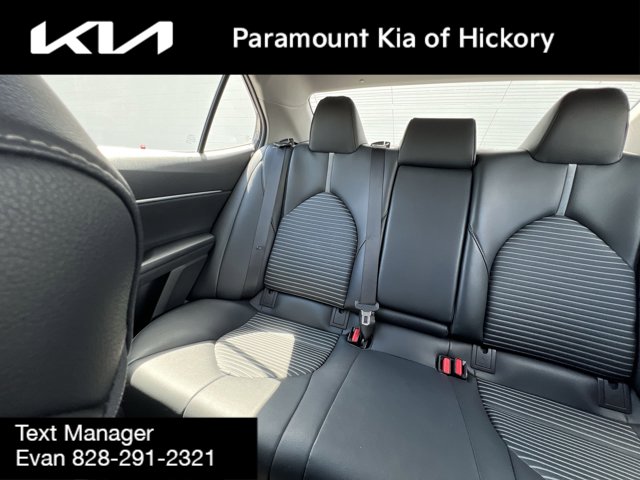 Vehicle image 12 of 32