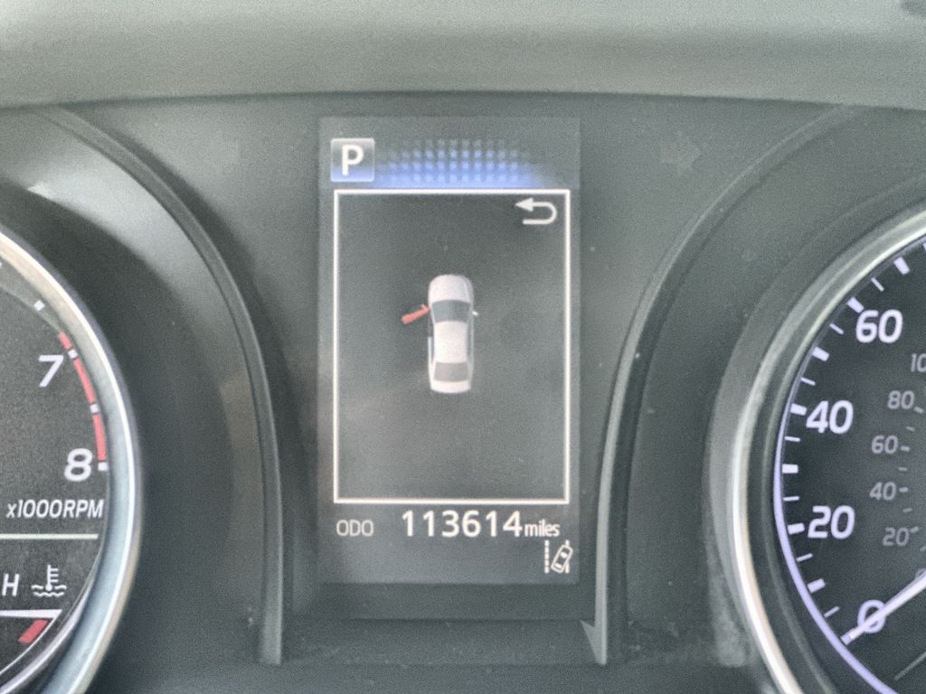 Vehicle image 12 of 35