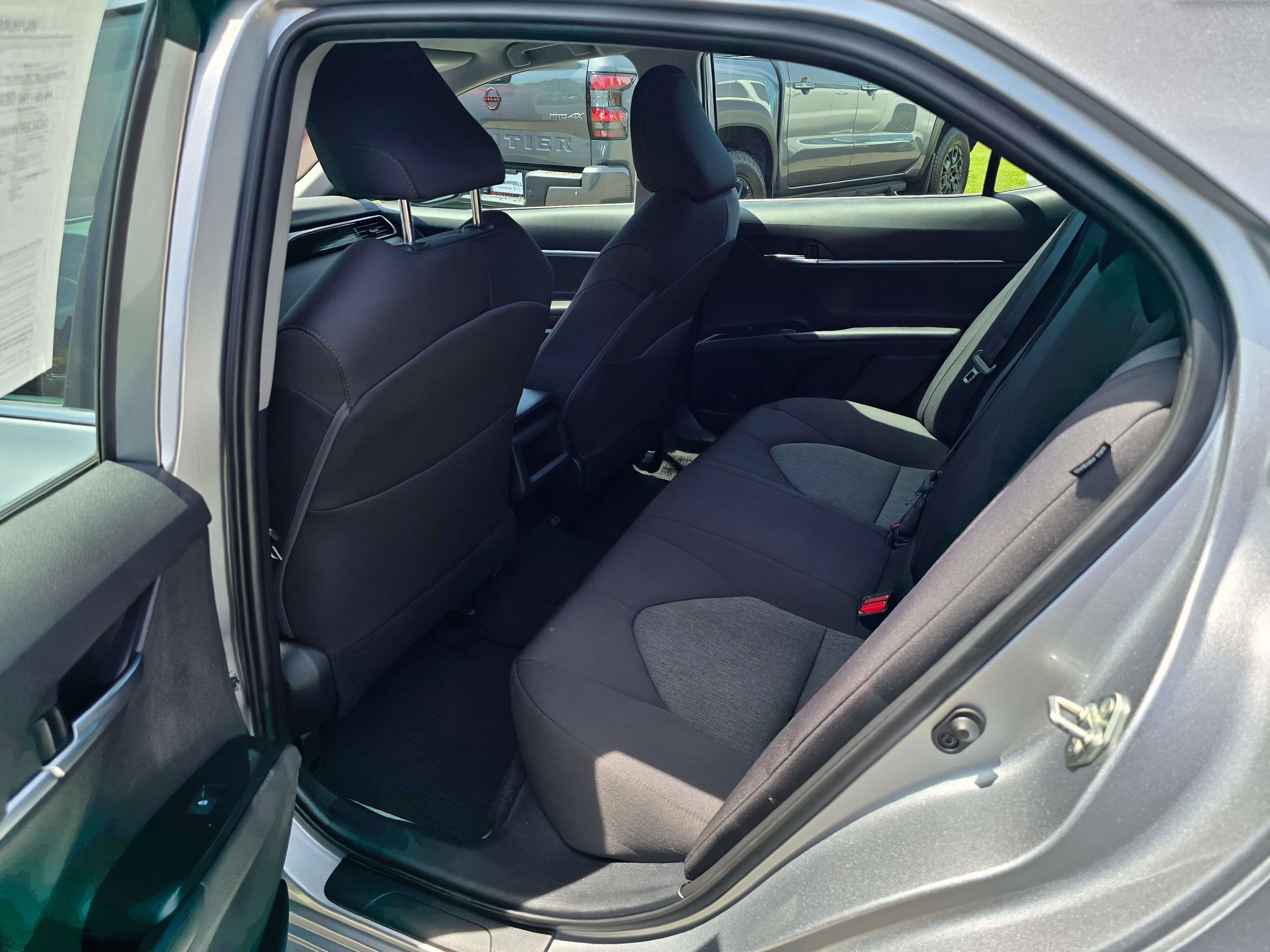 Vehicle image 17 of 30