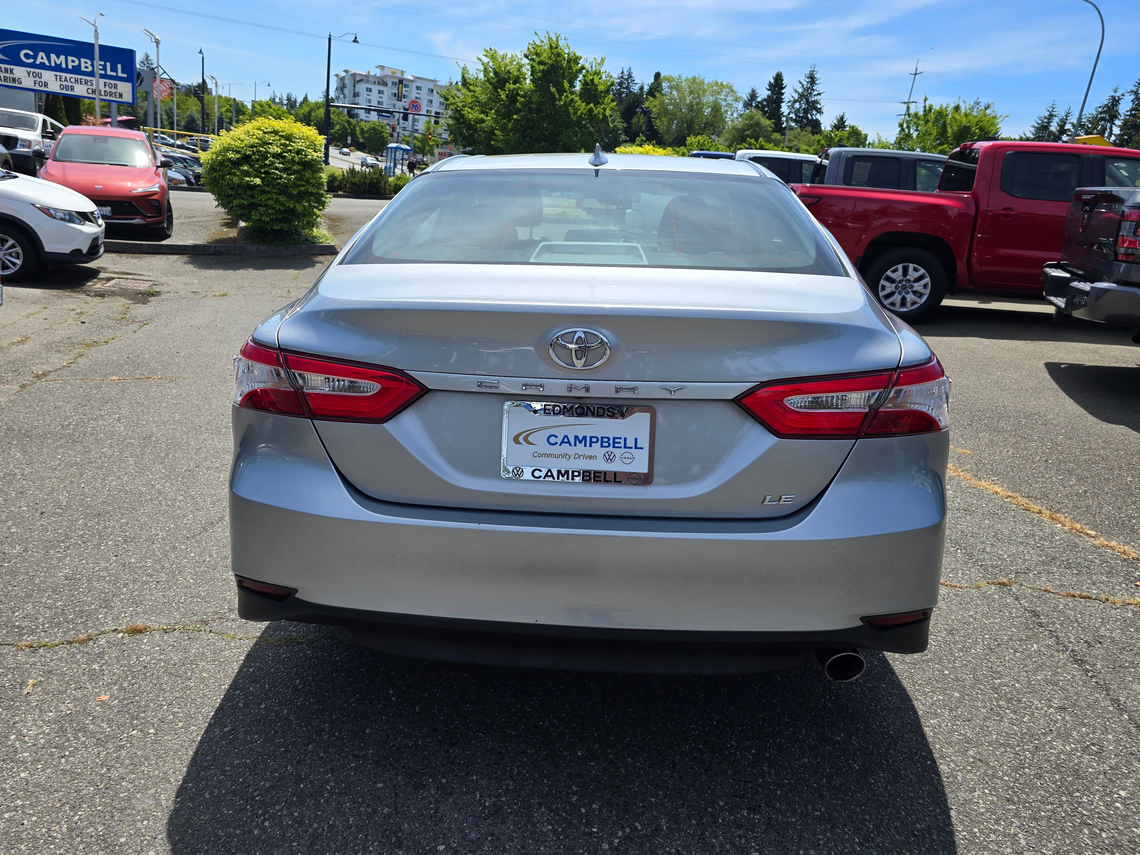 Vehicle image 6 of 30
