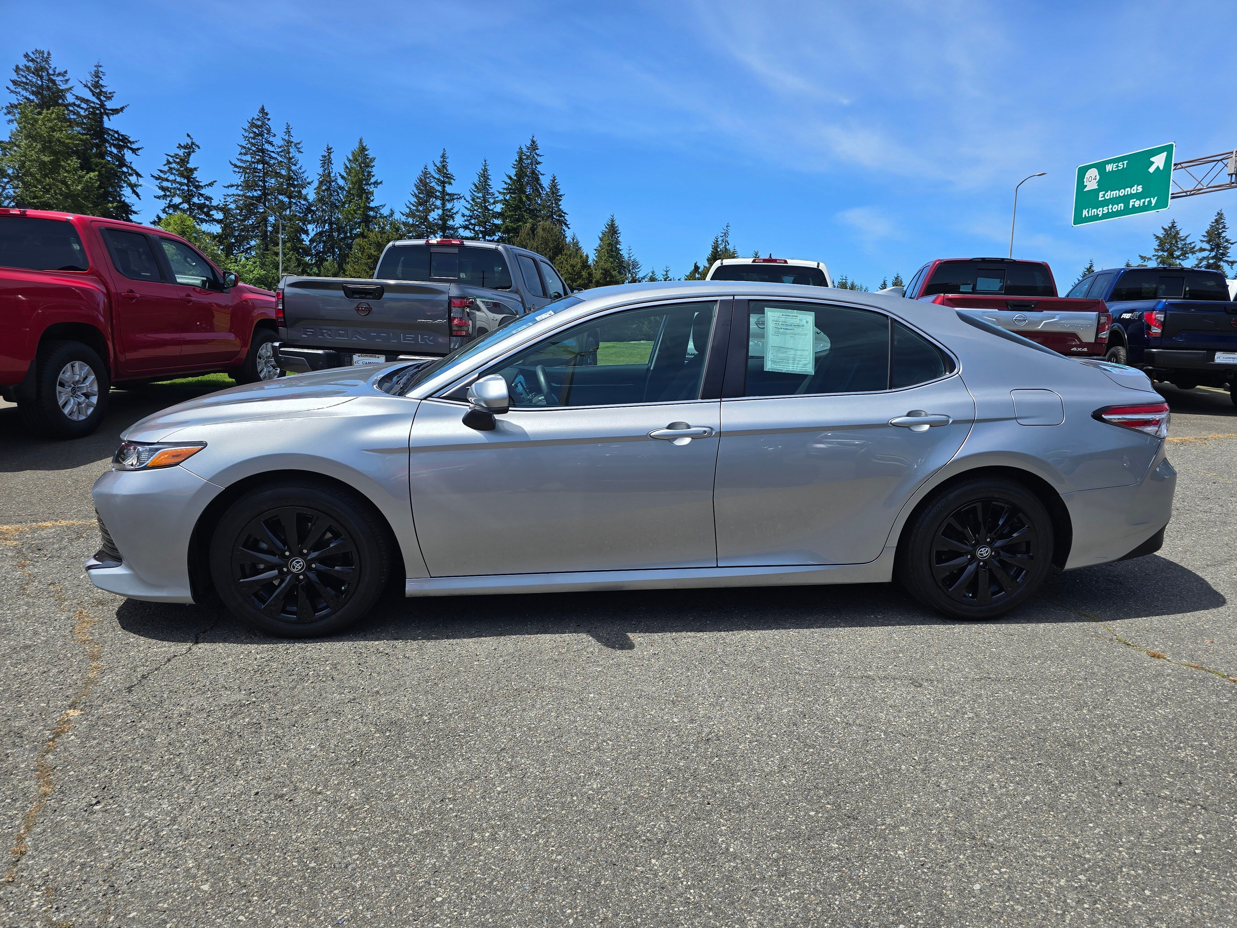 Vehicle image 8 of 30