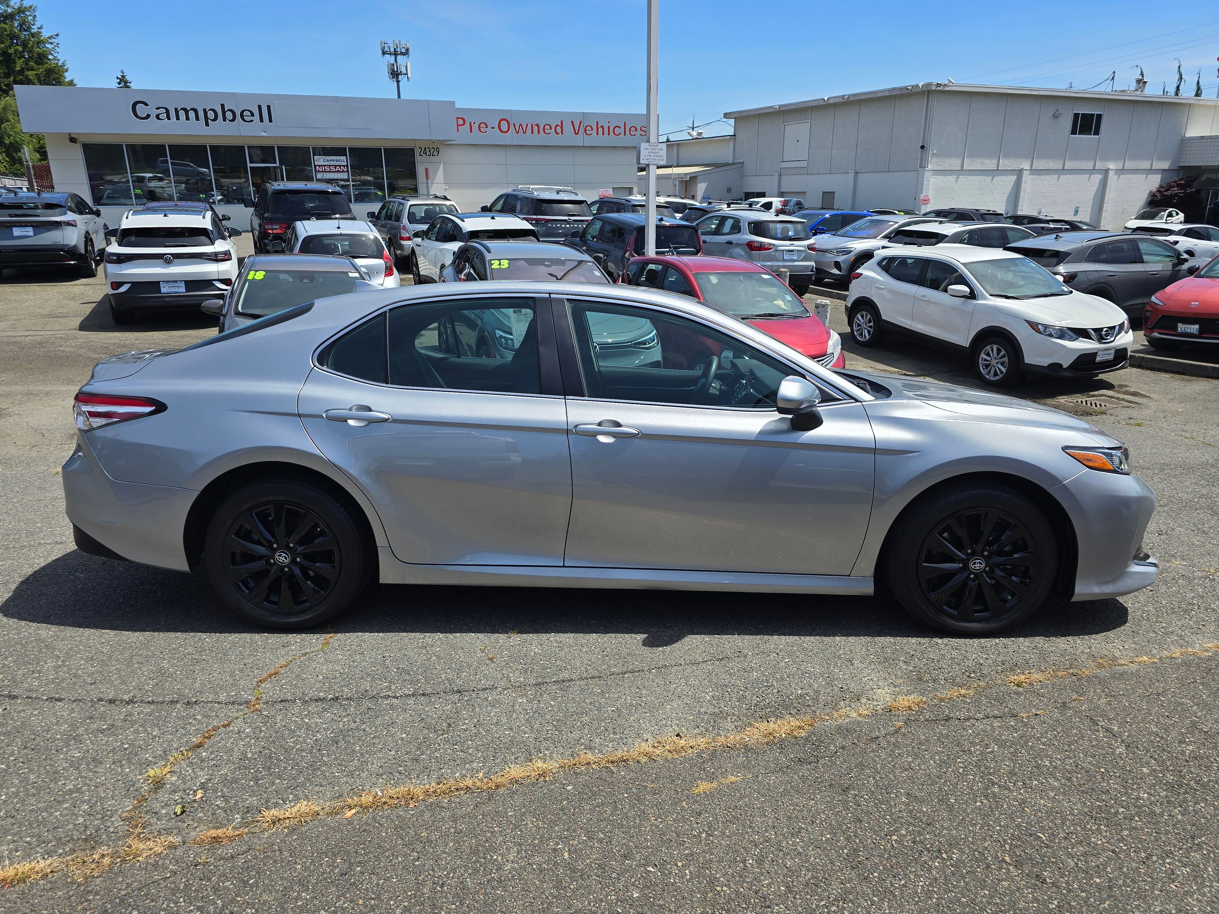 Vehicle image 4 of 30