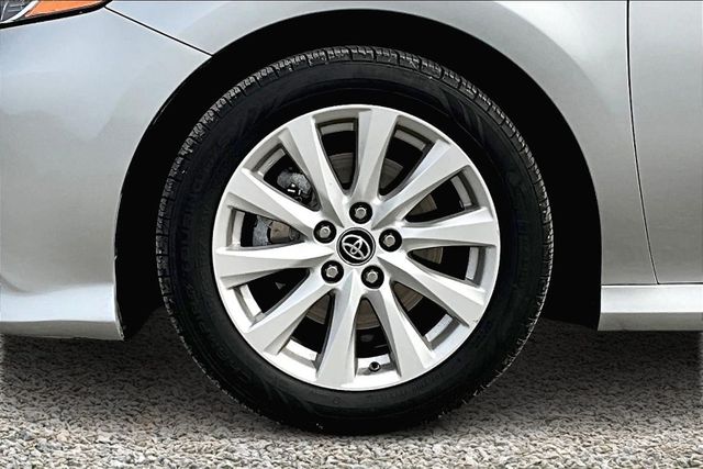 Vehicle image 11 of 31