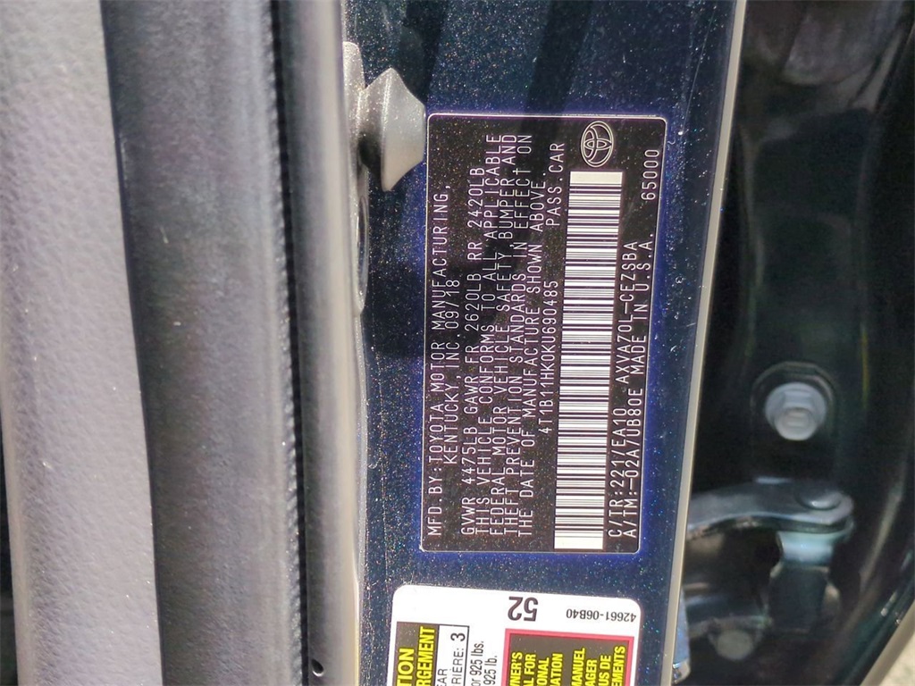 Vehicle image 32 of 42