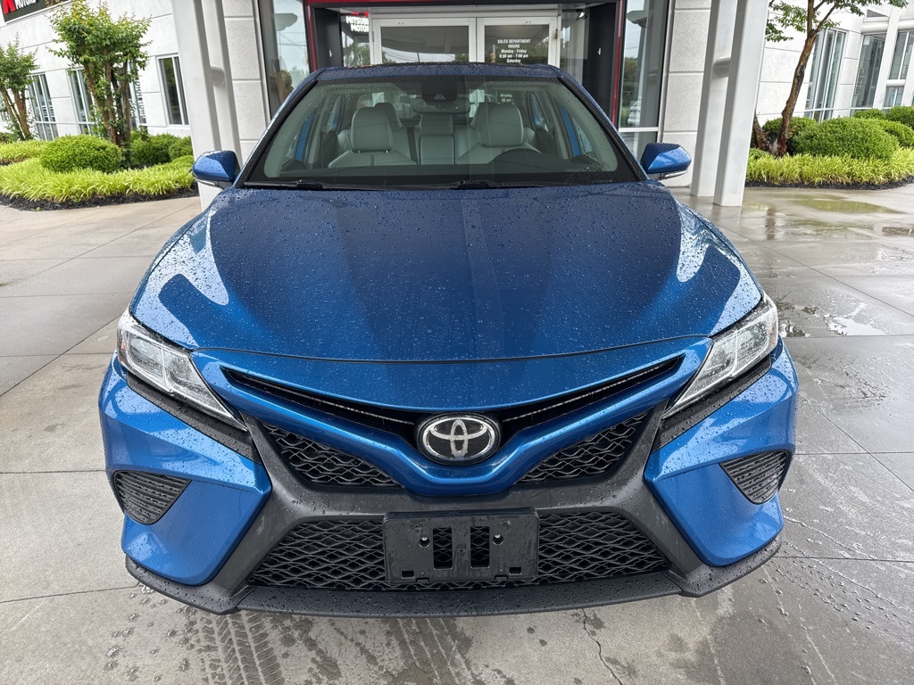 Vehicle image 2 of 10