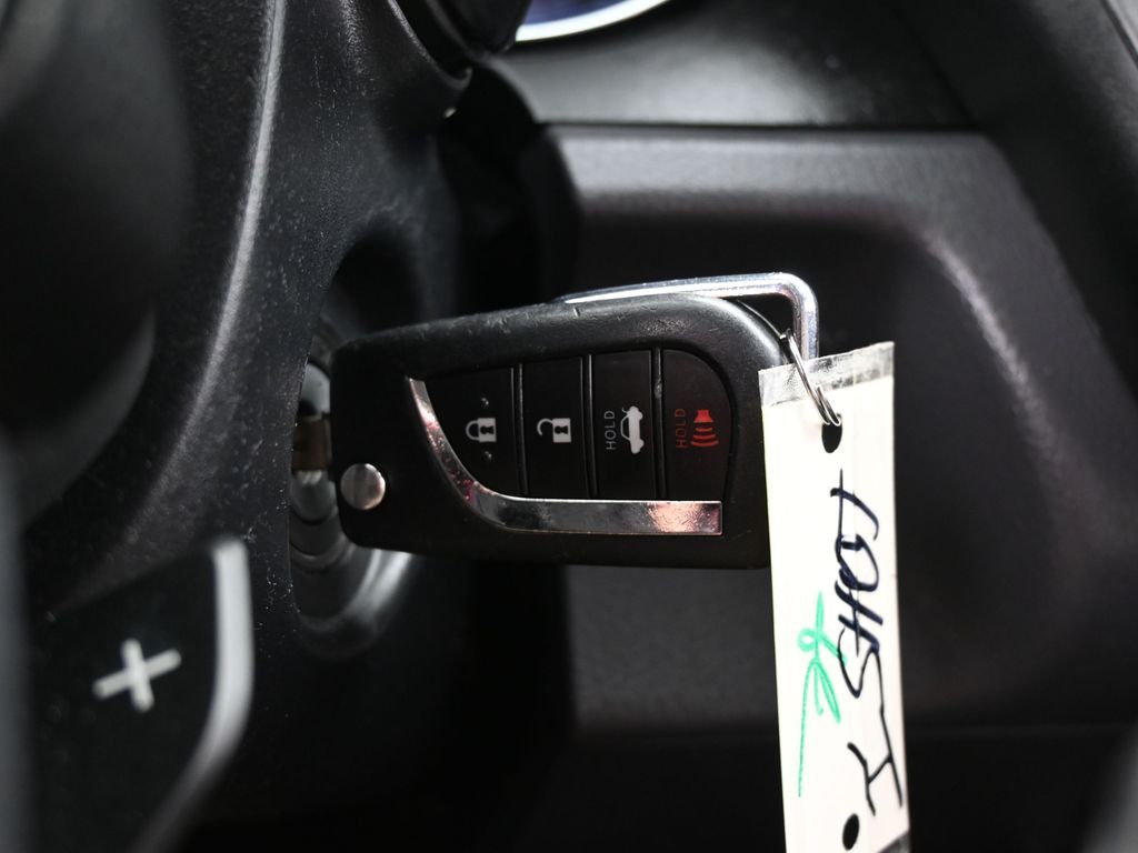 Vehicle image 48 of 67