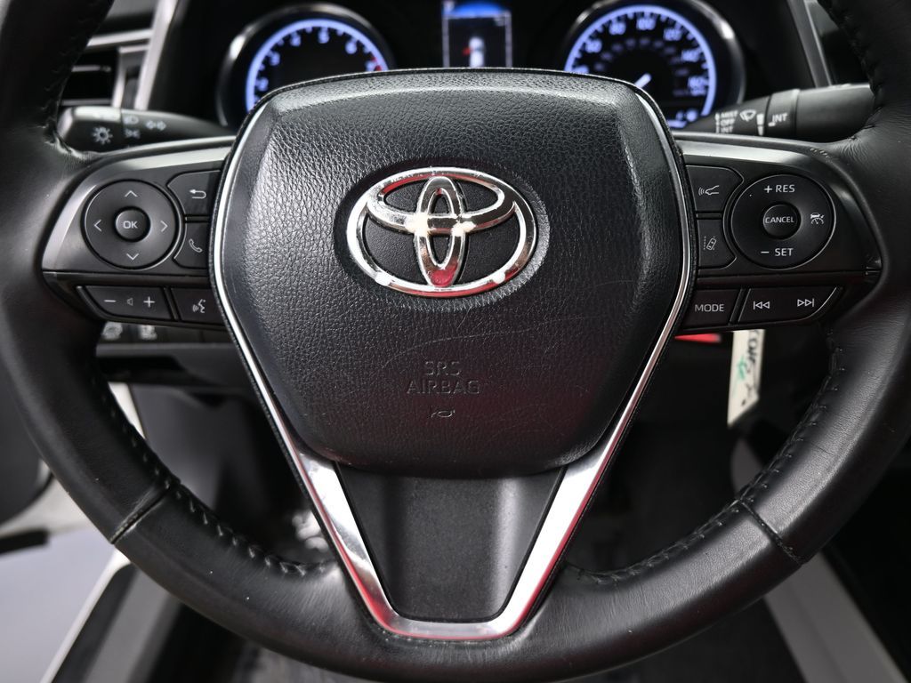 Vehicle image 50 of 67