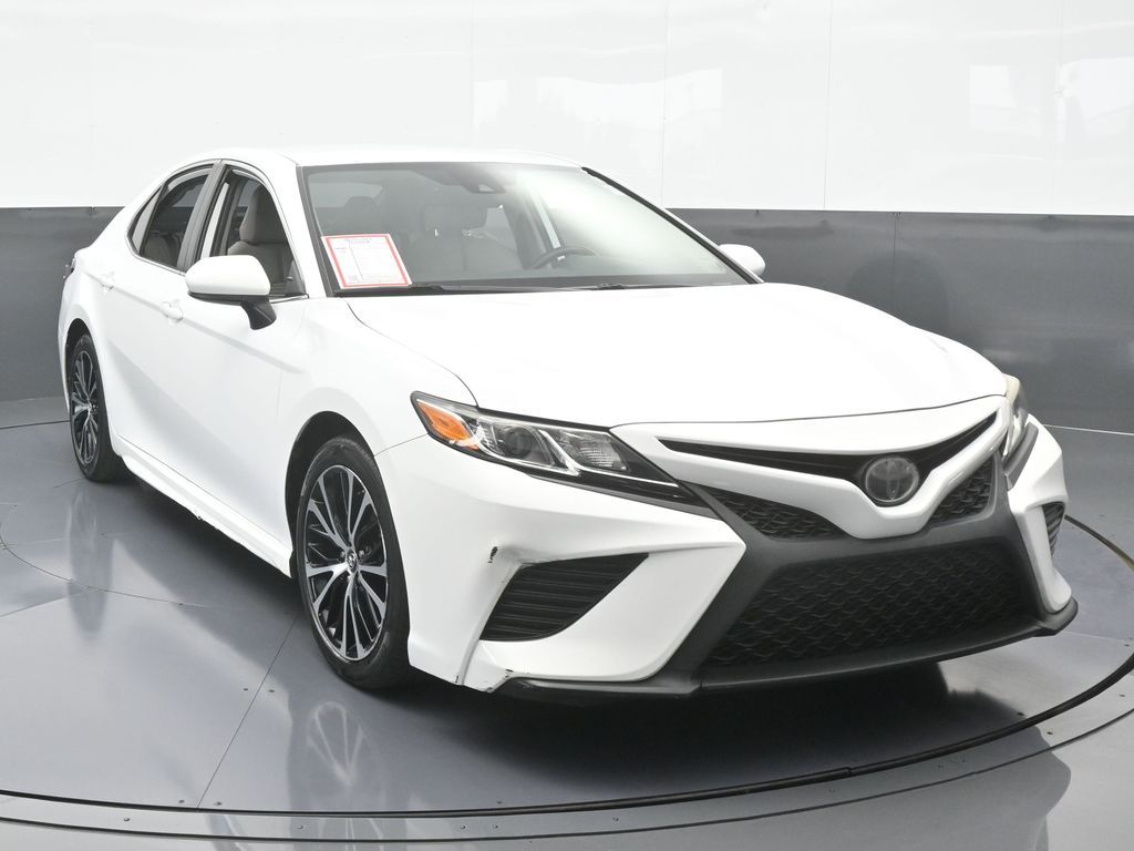 Vehicle image 14 of 67