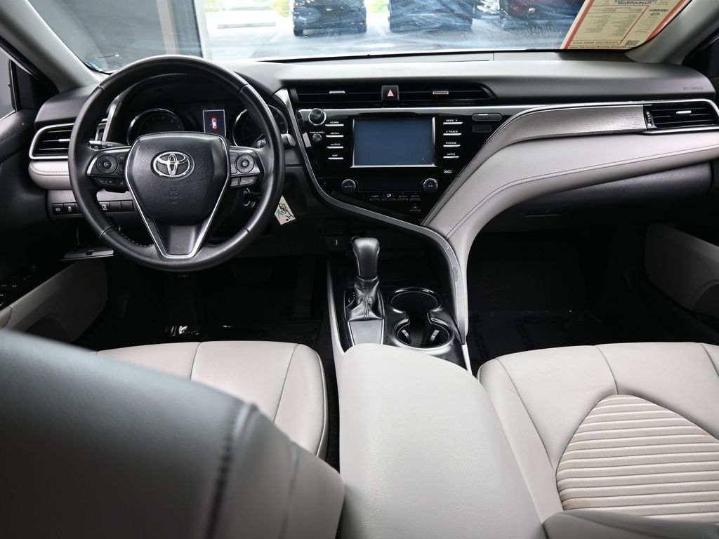 Vehicle image 56 of 67
