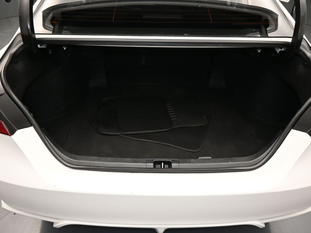 Vehicle image 59 of 67