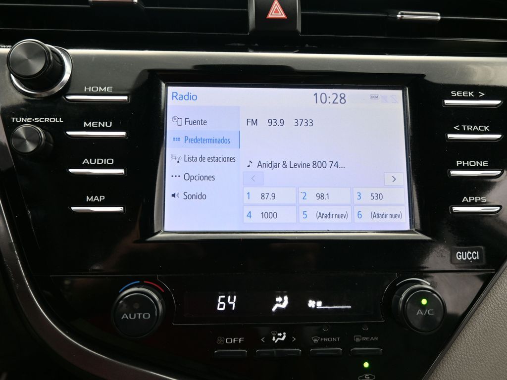 Vehicle image 43 of 67