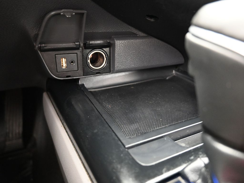Vehicle image 45 of 67