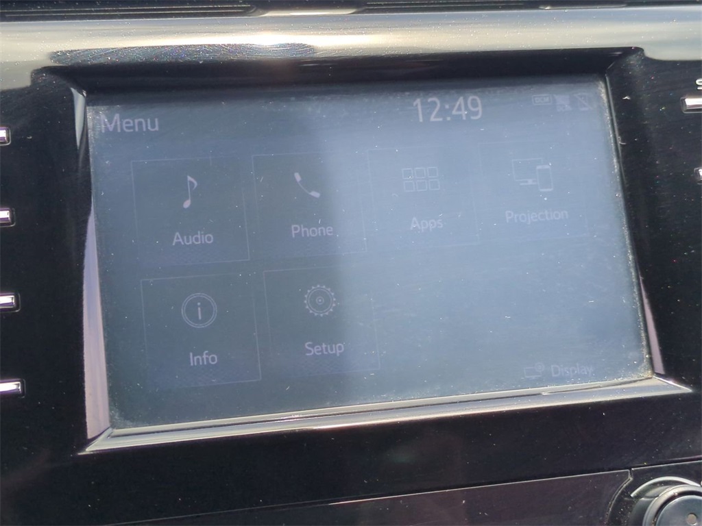 Vehicle image 23 of 33