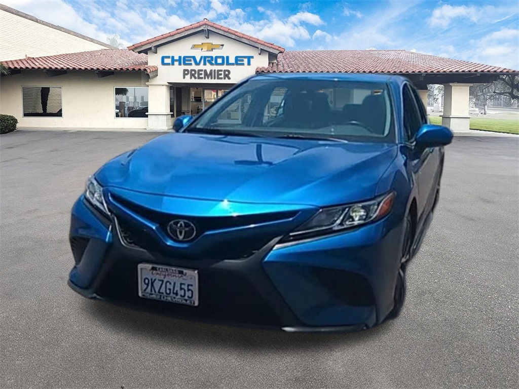Vehicle image 2 of 33