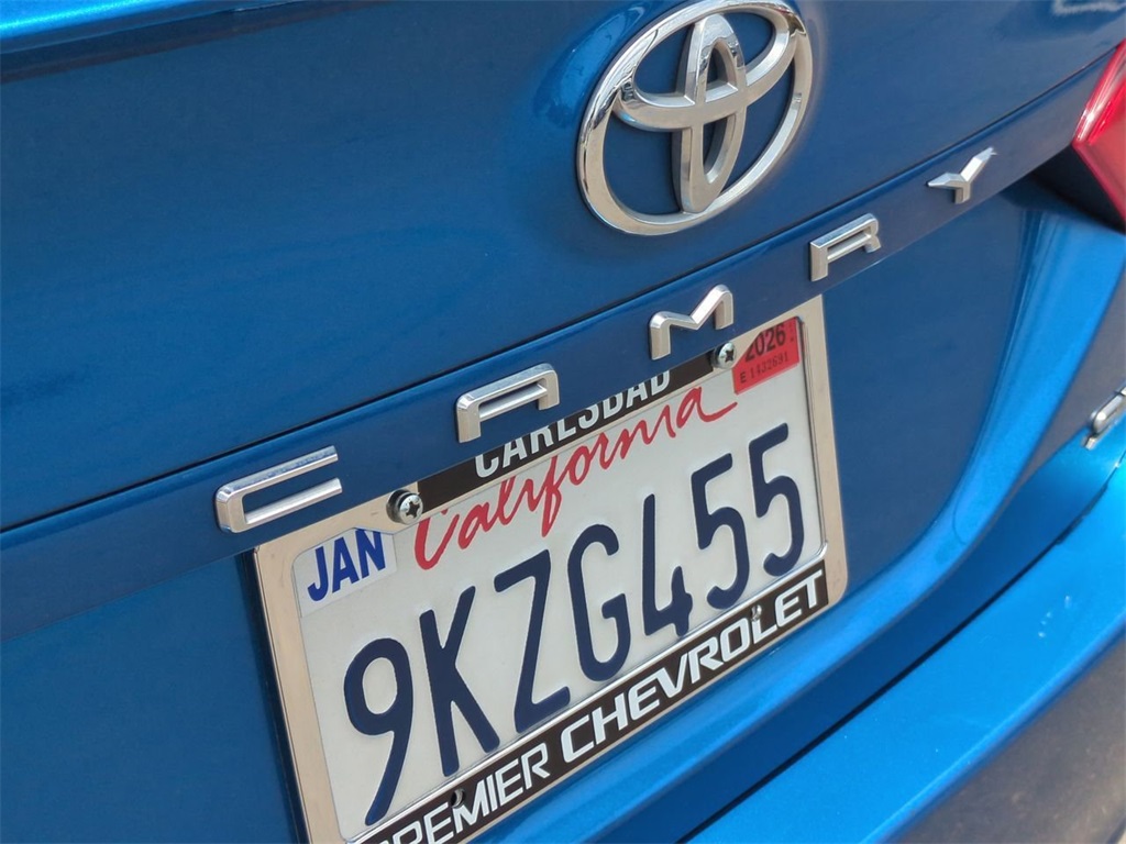 Vehicle image 30 of 33
