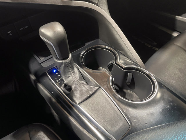 Vehicle image 22 of 30