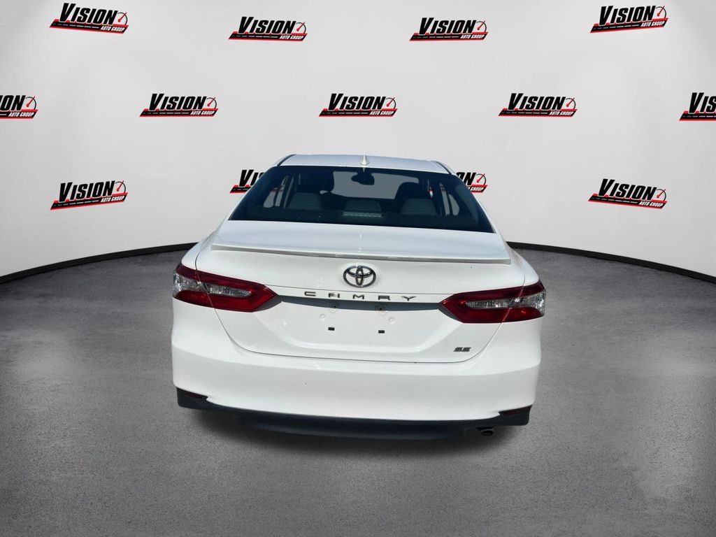 Vehicle image 6 of 31