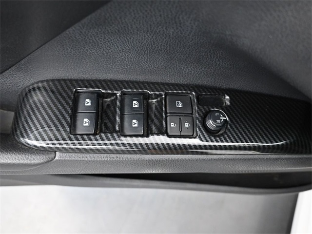 Vehicle image 46 of 50