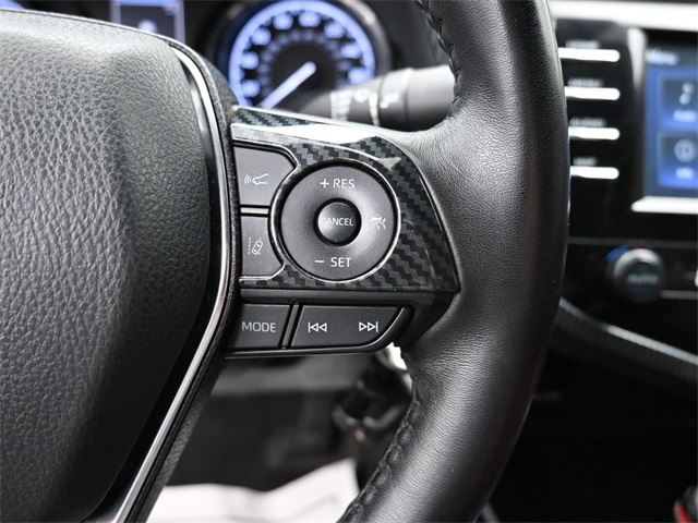 Vehicle image 43 of 50